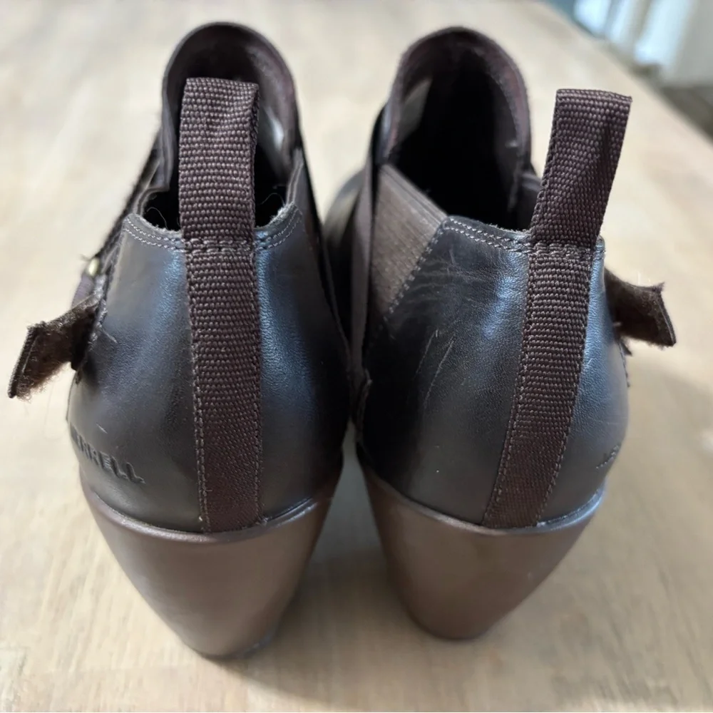 Merrell Expresso Leather Booties with Chunky Heel size 7